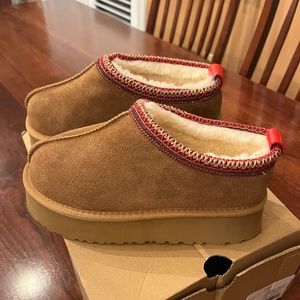 Chestnut Platform Winter Slipper (OPP)